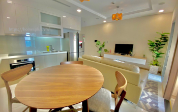 Cho thuê căn hộ 1 phòng ngủ Landmark 81 - Vinhomes Central Park view nội khu, NT đẹp