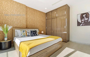 Cho thuê căn hộ 3 phòng ngủ Vinhomes Golden River vòng cung toà Aqua 4 