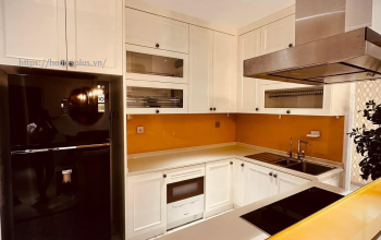 Cho thuê căn hộ 3 phòng ngủ Vinhomes Golden River toà Aqua 2 layout đẹp view sông