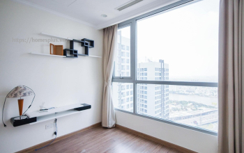 Cho thuê căn hộ 2 phòng ngủ toà Landmark 3 Vinhomes Central Park view trực diện sông