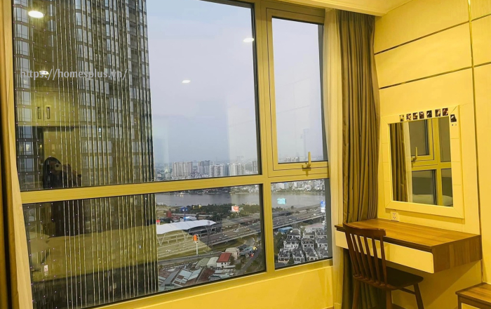 Cho thuê căn hộ 2 phòng ngủ  Vinhomes Central Park tòa Landmark 1, cạnh công viên