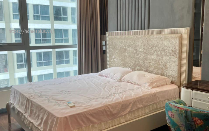 Bán căn hộ 3 phòng ngủ Vinhomes Central Park tòa Landmark 6 view trực diện sông , nội thất cực sang trọng