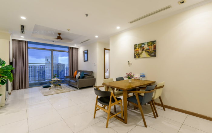 Cho thuê căn hộ 3 phòng ngủ tòa Landmark 5 Vinhomes Central Park