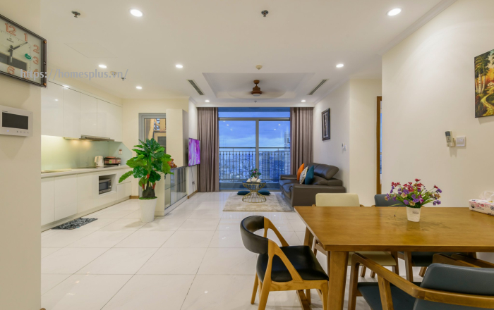 Cho thuê căn hộ 3 phòng ngủ tòa Landmark 5 Vinhomes Central Park
