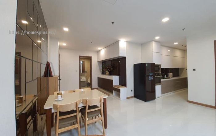 Cho thuê căn hộ 2 phòng ngủ Vinhomes Central Park toà Park 7 view thành phố siêu đẹp 