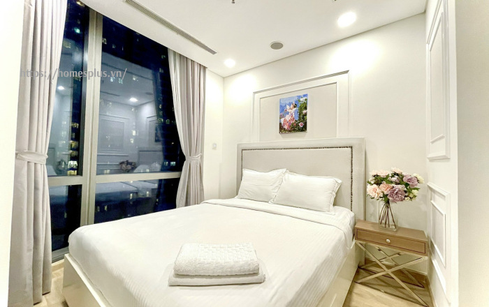 Cho thuê căn hộ 2 phòng ngủ Landmark 81 view đẹp, nội thất sang trọng