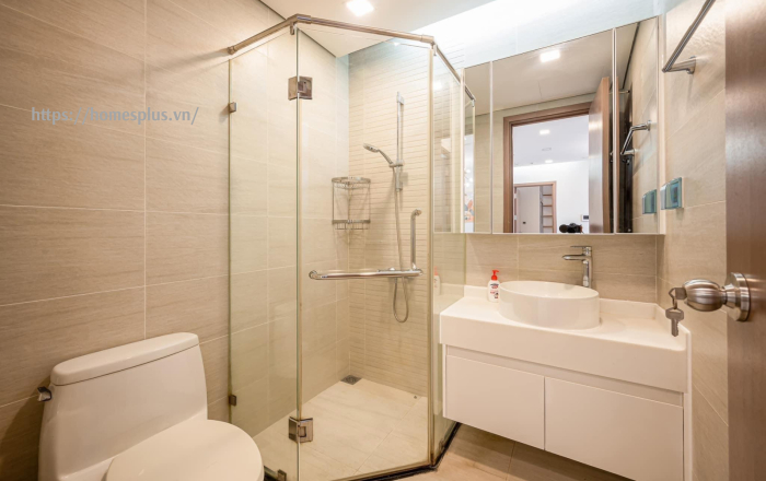 Cho thuê căn hộ  Vinhomes Central Park 2 phòng ngủ diện tích 91m2 view sông