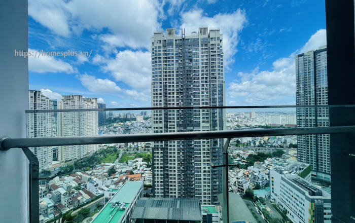 Cho thuê căn hộ 2 phòng ngủ Vinhomes Central Park toà Park 6 view thành phố