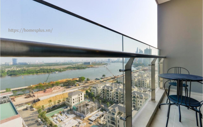 Bán căn hộ 3 phòng ngủ vòng cung view sông diện tích 121m2 Vinhomes Golden River