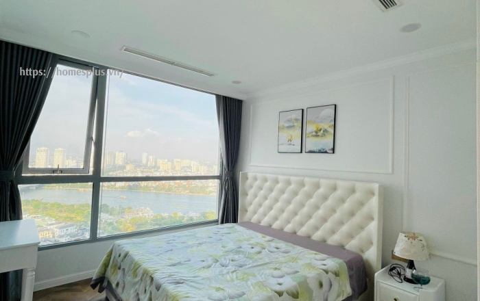 Bán căn hộ 3 phòng ngủ Vinhomes Central Park tòa Landmark 2 view hoa hậu