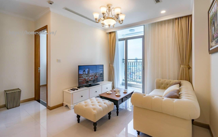 Cho thuê căn hộ 1 phòng ngủ Vinhomes Central Park tòa Landmark Plus giá tốt