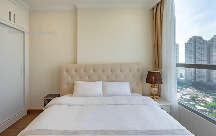 Cho thuê căn hộ 1 phòng ngủ Vinhomes Central Park tòa Landmark Plus giá tốt