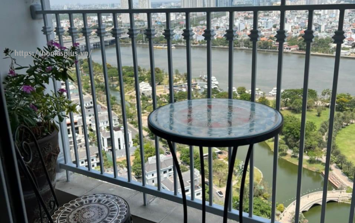 Cho Thuê căn Hộ 4 Phòng Ngủ Diện Tích 159m2 Vinhomes Central Park view trực diện sông